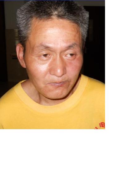流浪人员吴智照片，让爱回家