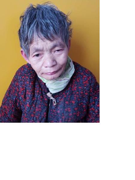 流浪人员武大女照片，让爱回家