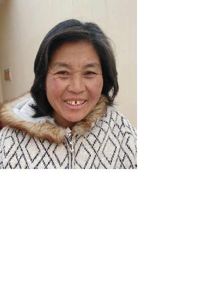 流浪人员无名女照片，让爱回家