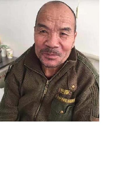流浪人员贾新科照片，让爱回家