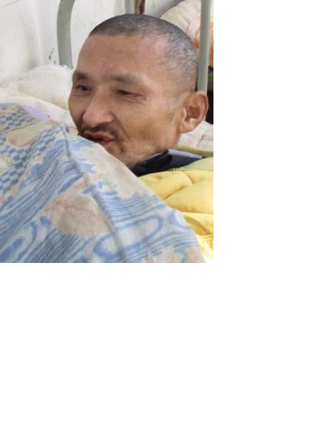 流浪人员流浪男123照片，让爱回家