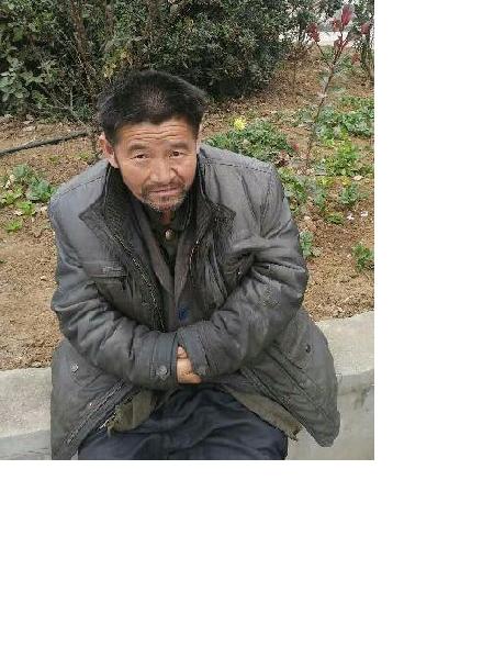 流浪人员火车站无名氏照片，让爱回家