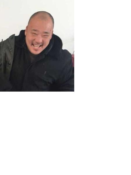 流浪人员党继生照片，让爱回家