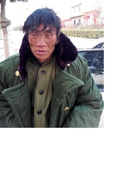 流浪人员鲁怀喜照片，让爱回家