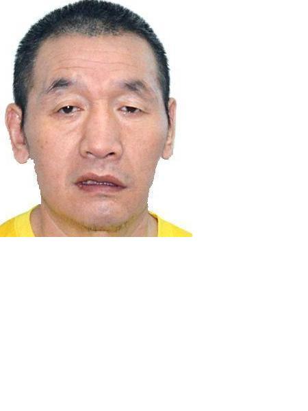 流浪人员万国文照片，让爱回家