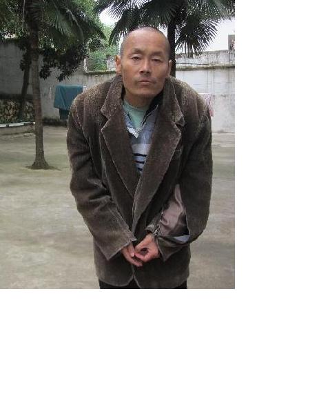 流浪人员流浪32照片，让爱回家