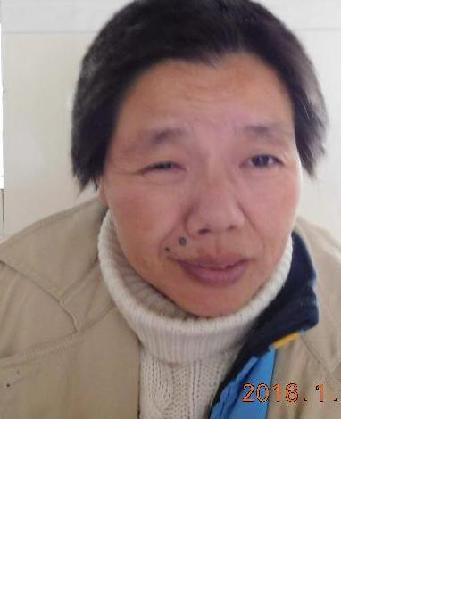 流浪人员助五飞尘照片，让爱回家