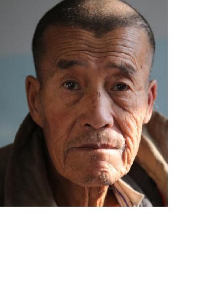 流浪人员无名氏男四照片，让爱回家