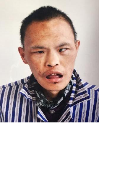 流浪人员无名氏70照片，让爱回家
