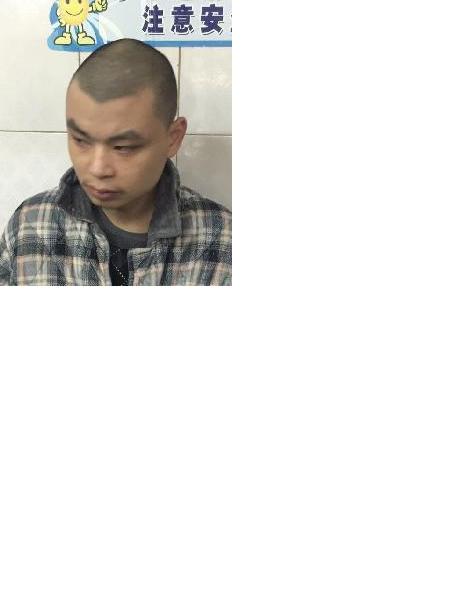 流浪人员杨明照片，让爱回家