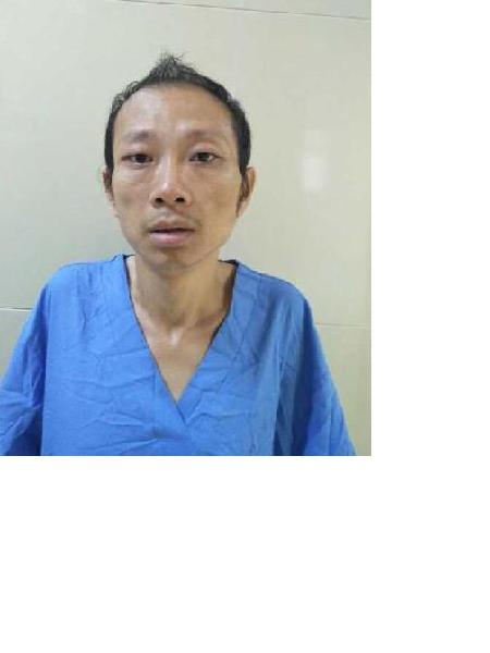 流浪人员警男170922照片，让爱回家
