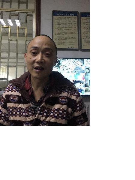 流浪人员张文明照片，让爱回家