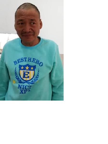 流浪人员刘培畦照片，让爱回家