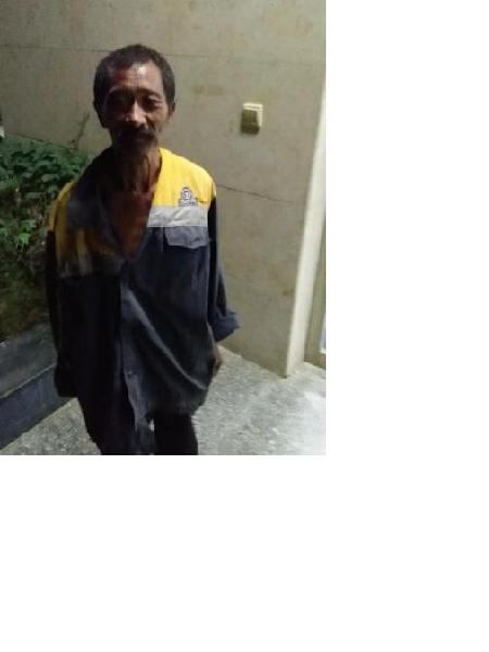 流浪人员刘北伦照片，让爱回家