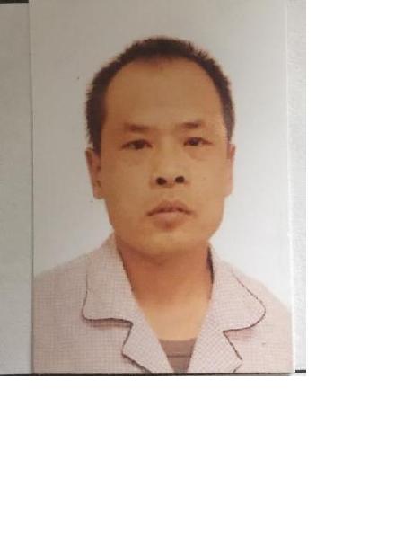 流浪人员王谦照片，让爱回家