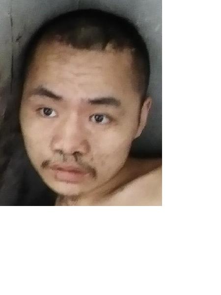 流浪人员李吉利照片，让爱回家