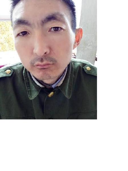 流浪人员朱贵斌照片，让爱回家