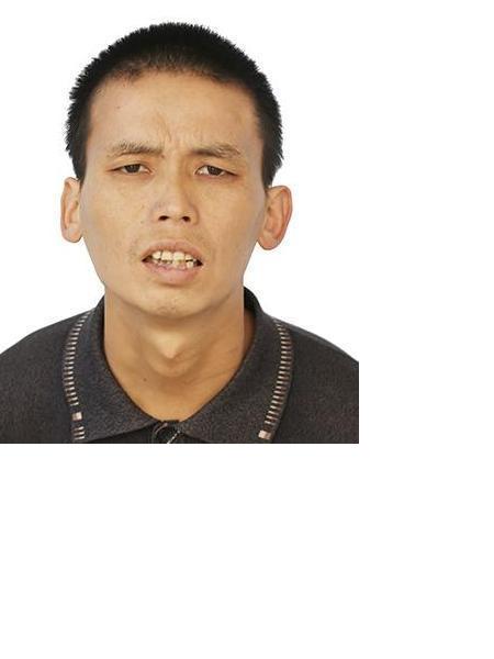 流浪人员陈书龙照片，让爱回家