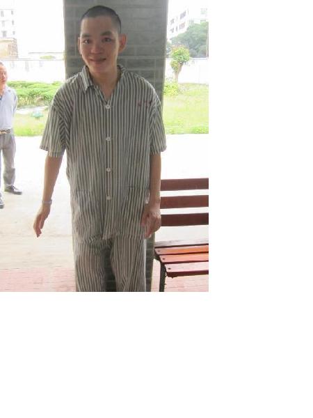 流浪人员无名氏31599照片，让爱回家