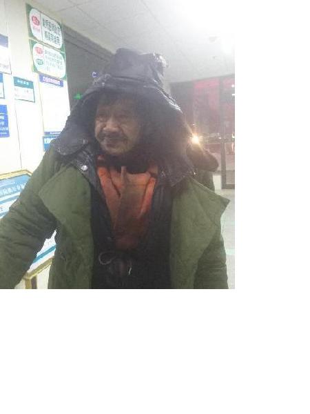 流浪人员无名氏16照片，让爱回家