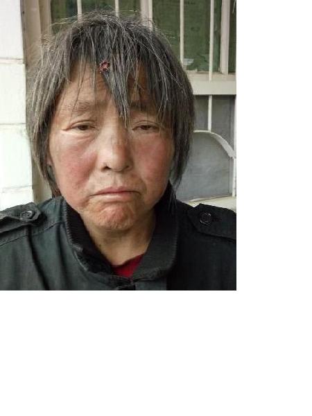 流浪人员闽女盐照片，让爱回家