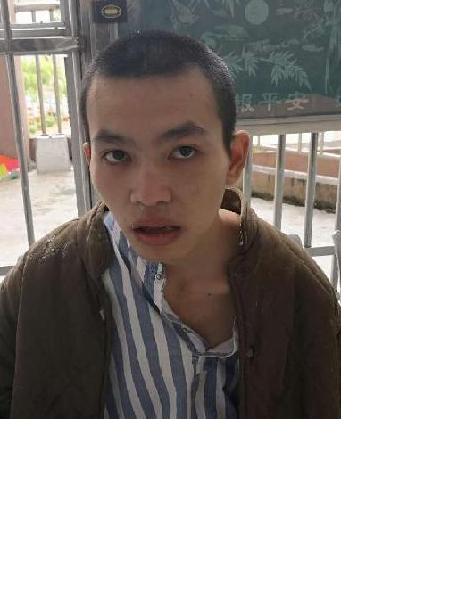 流浪人员新坡照片，让爱回家