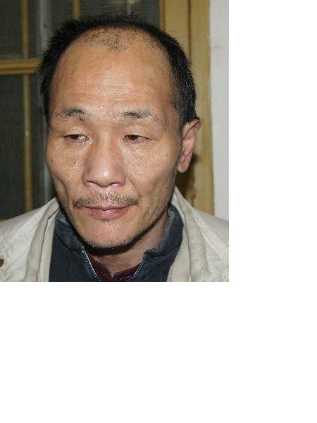 流浪人员郴龙二六照片，让爱回家
