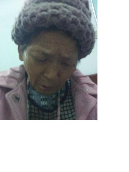 流浪人员无名女十照片，让爱回家
