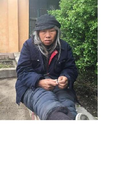 流浪人员党梅照片，让爱回家