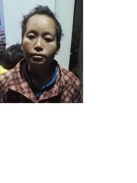 流浪人员无名女照片，让爱回家