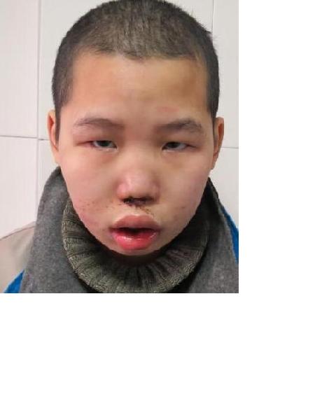 流浪人员肖孩照片，让爱回家