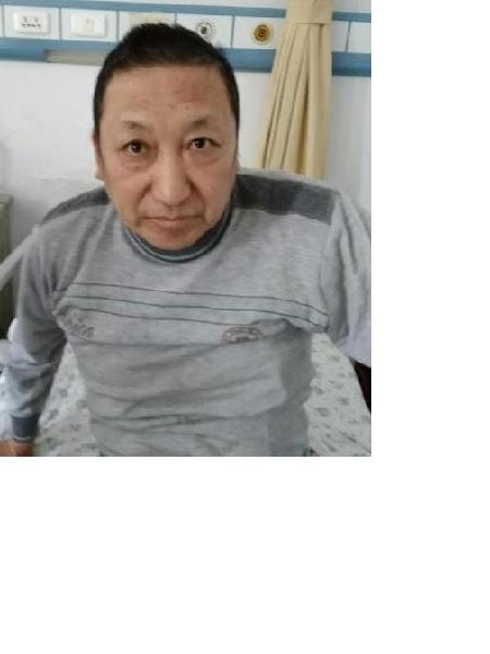 流浪人员权志广照片，让爱回家