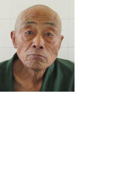 流浪人员谢仁船照片，让爱回家