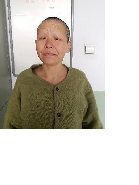 流浪人员无名女照片，让爱回家