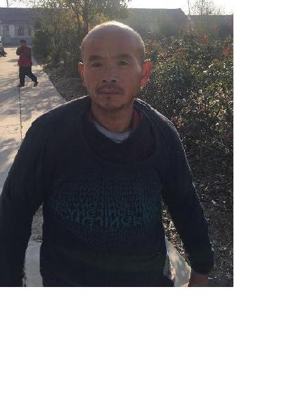 流浪人员蒙秉建照片，让爱回家
