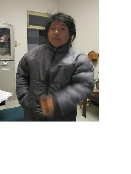 流浪人员无名氏女照片，让爱回家