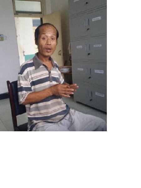流浪人员流浪男照片，让爱回家