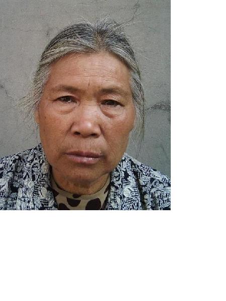 流浪人员无名女照片，让爱回家