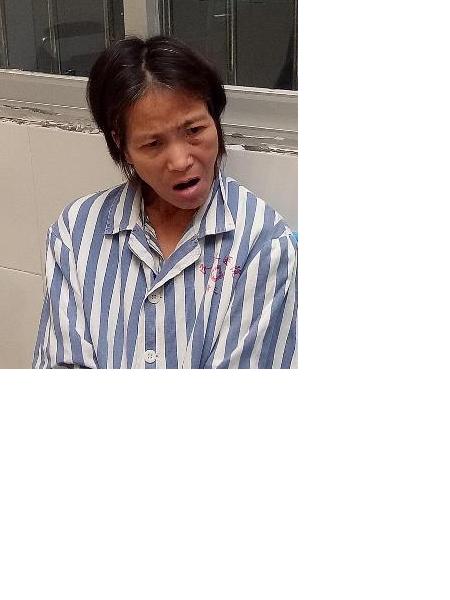 流浪人员扶7妹照片，让爱回家