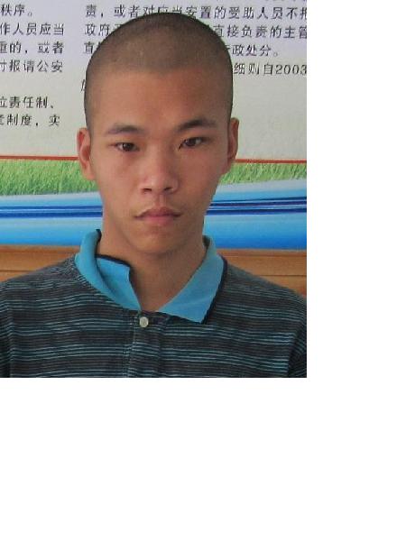 流浪人员陈宏锋照片，让爱回家