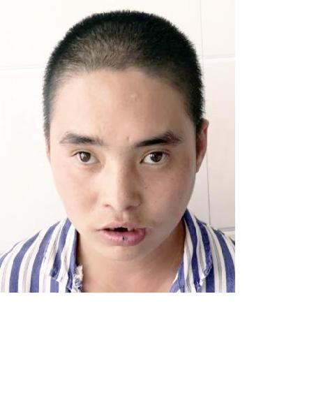 流浪人员苏宁照片，让爱回家