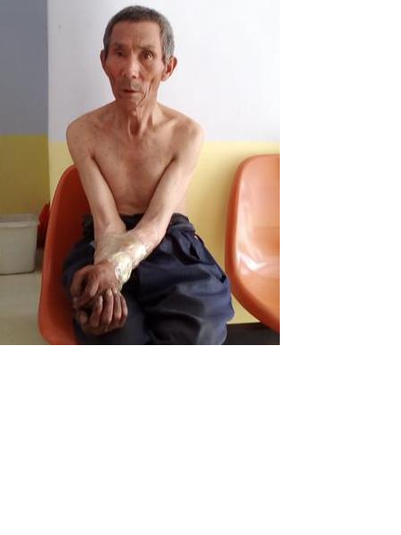 流浪人员无名氏3照片，让爱回家