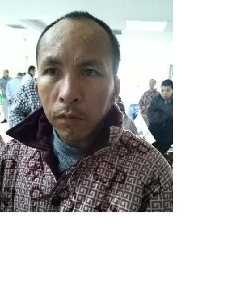 流浪人员01无名氏男康复医院照片，让爱回家