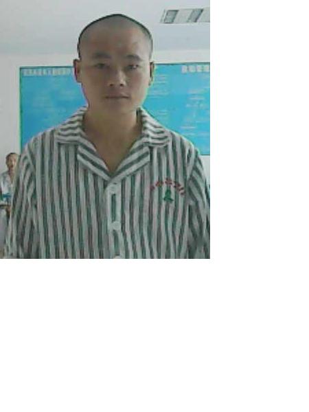 流浪人员梁文龙照片，让爱回家