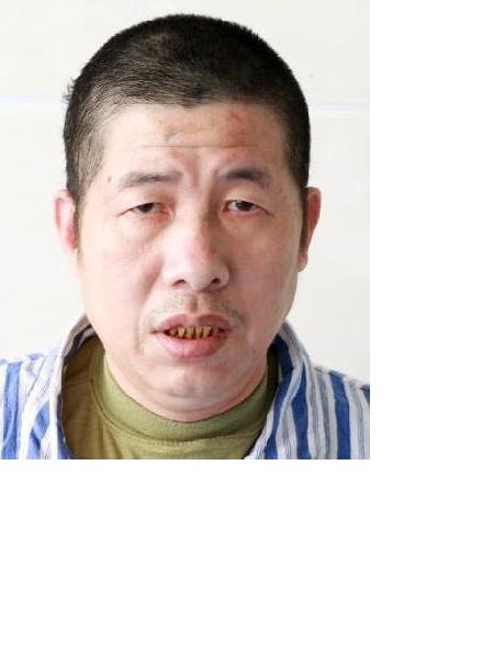 流浪人员江友富照片，让爱回家