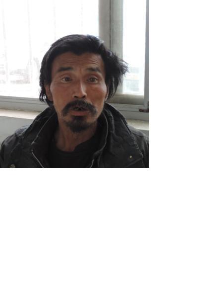 流浪人员郝书忠照片，让爱回家