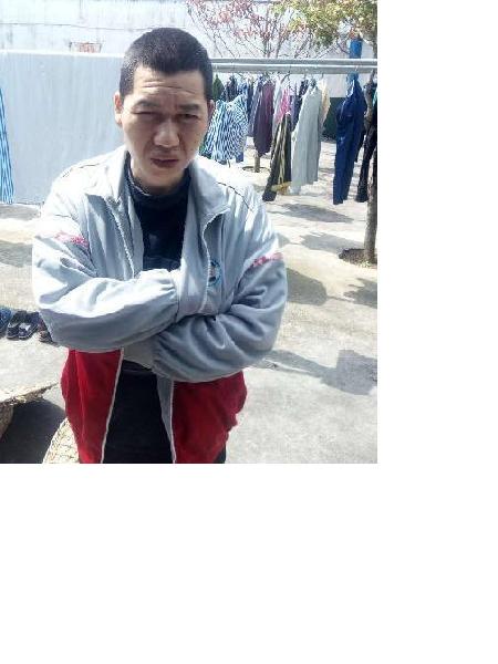 流浪人员犹十三照片，让爱回家