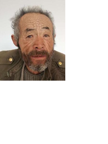 流浪人员杨连荣照片，让爱回家