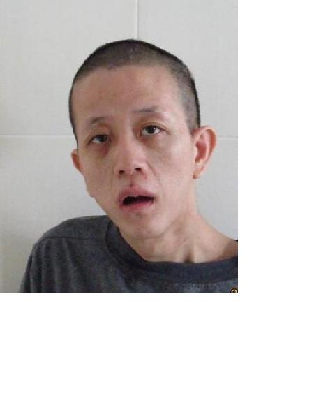 流浪人员助升平照片，让爱回家