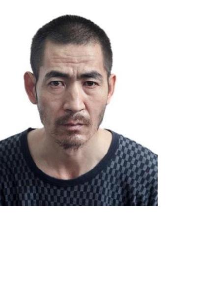 流浪人员泰民仁照片，让爱回家